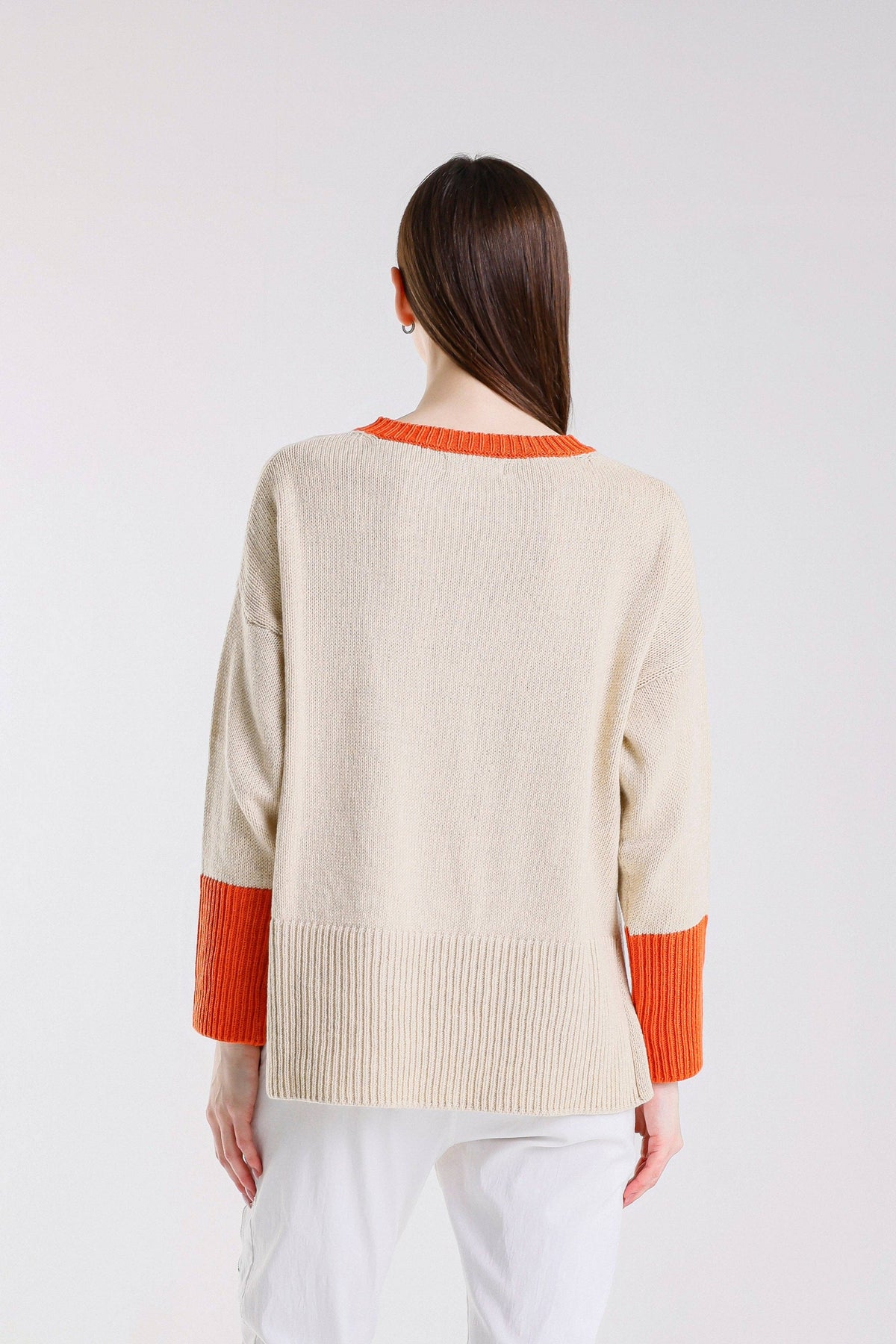 Lisbeth Contrast Neck Hi/Low Sweater