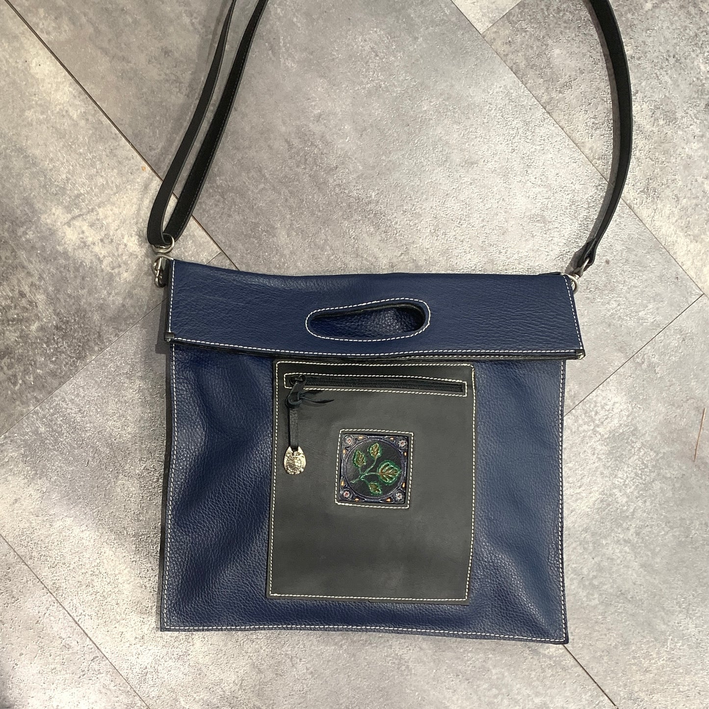 Simple Satchel