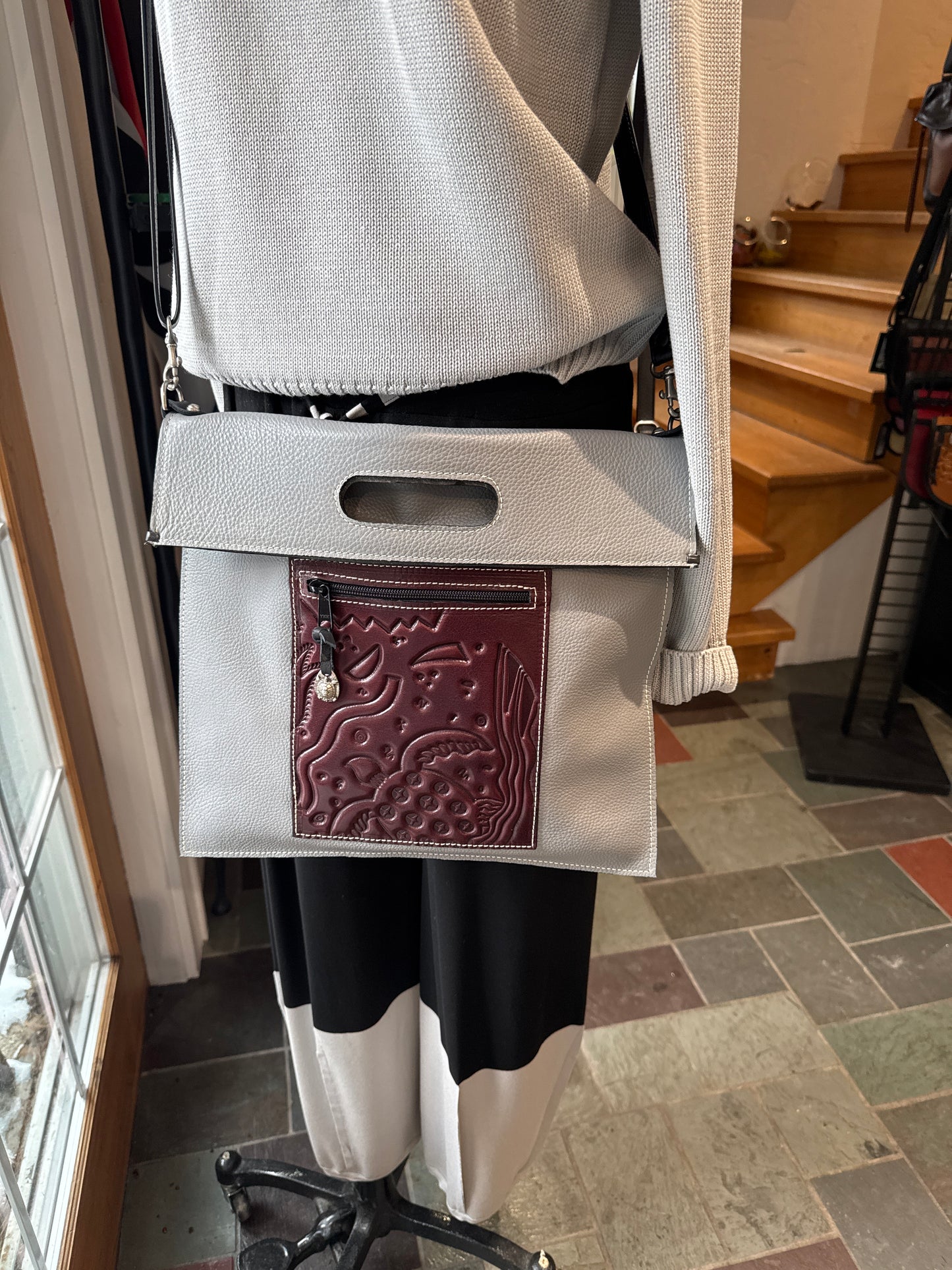 Simple Satchel