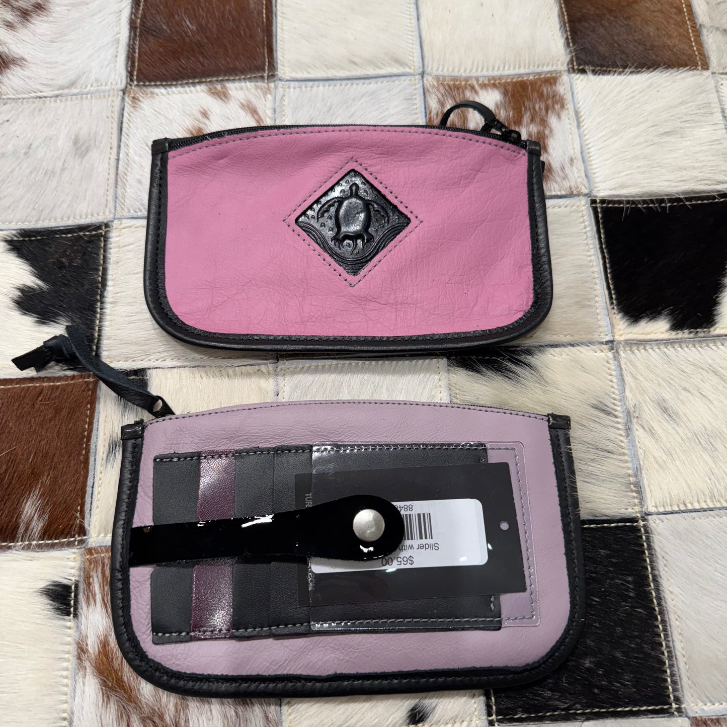Slider with cc pockets