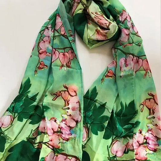 Nina J Scarves