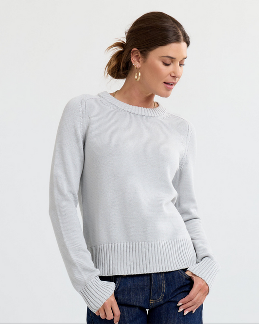 Pura Sweaters and Accesories