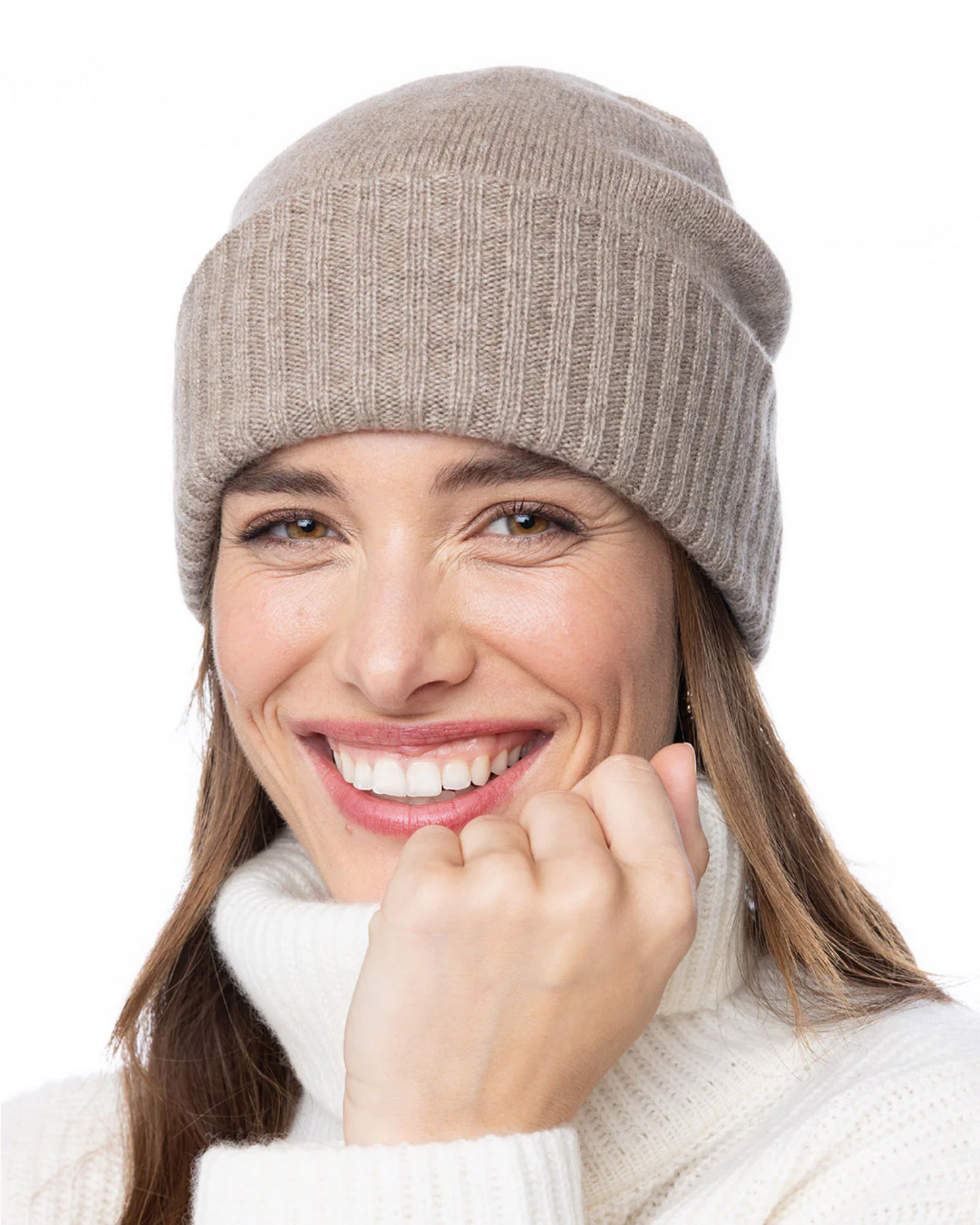 Pura Sweaters and Accesories