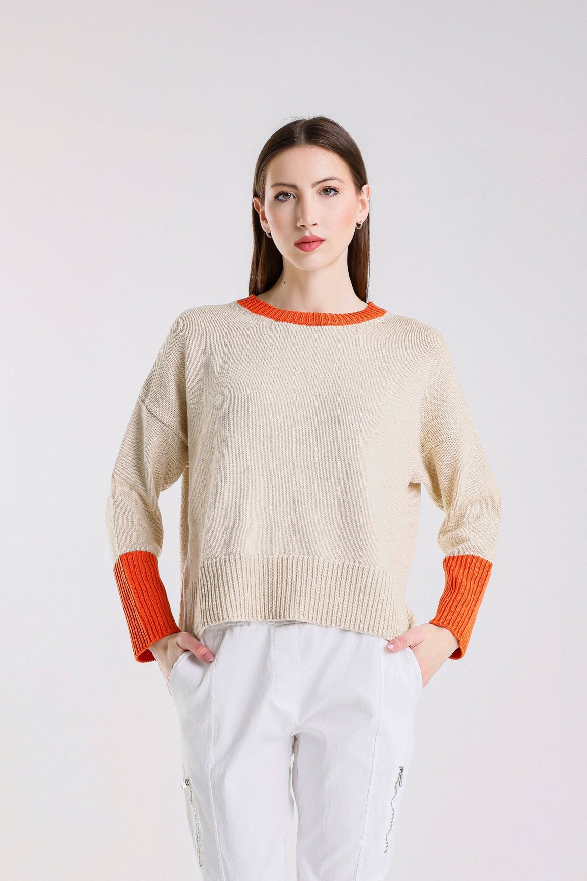 Lisbeth Contrast Neck Hi/Low Sweater