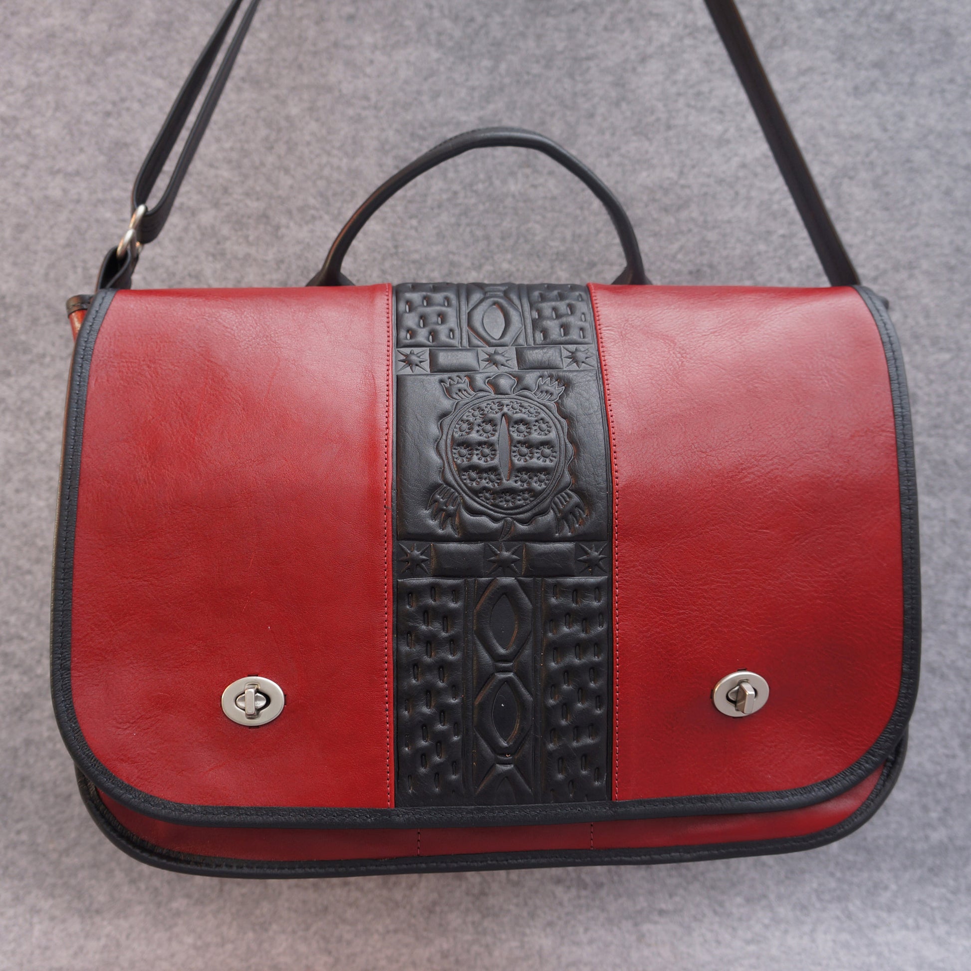 Chester bag Briefcase - italian veg tan leather - Turtle Ridge Gallery